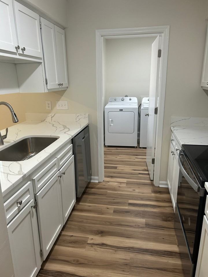 1026 Hunters Trce - Photo 4 of 14
