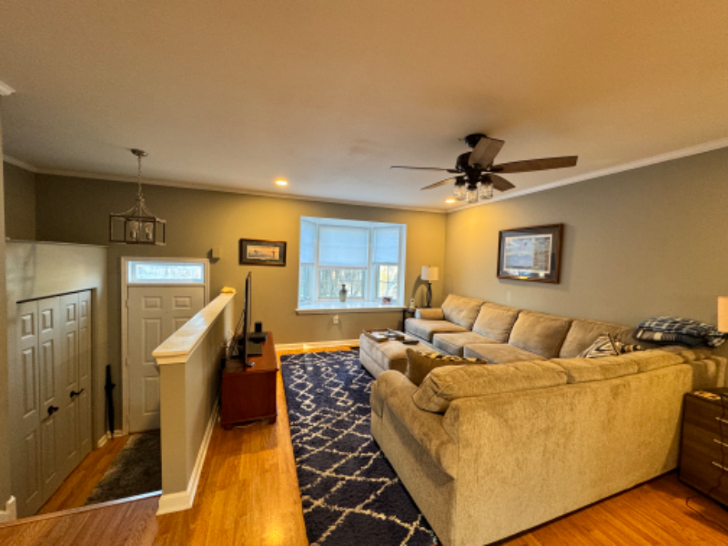 1310 Farley Ct S - Photo 7 of 30