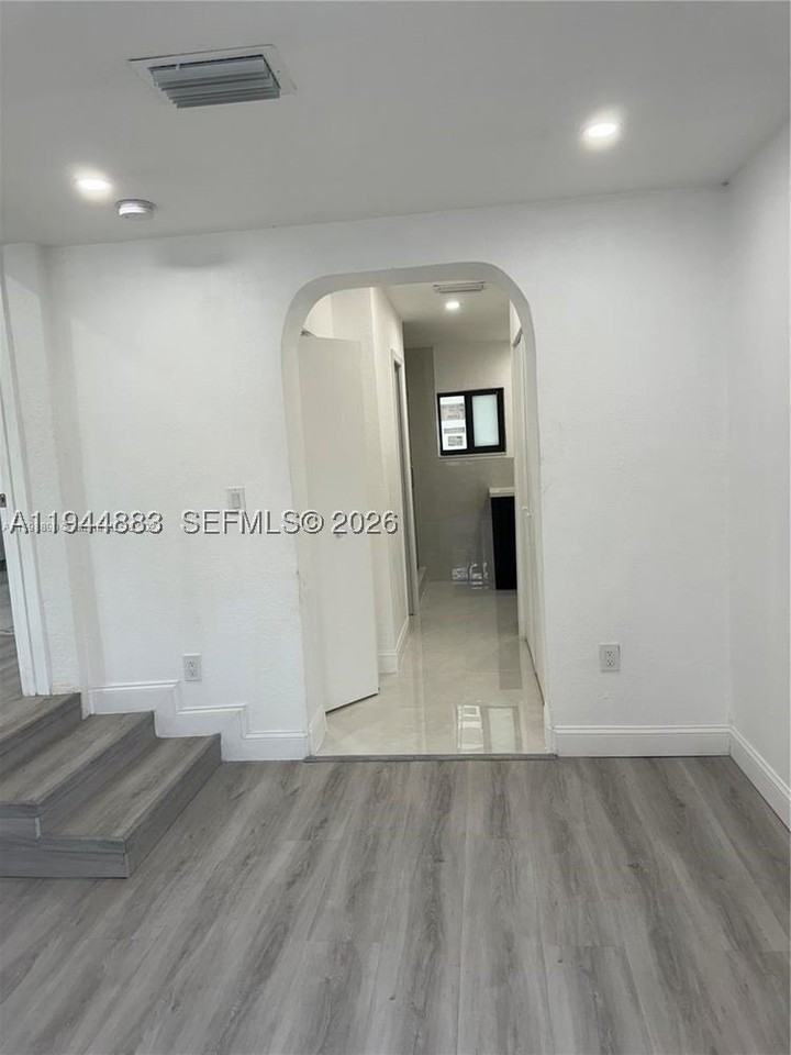 1210 Nw 123rd St #1210 - Photo 7 of 12