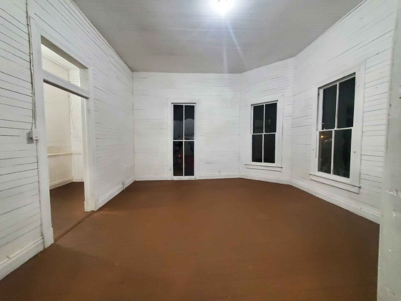 605 4th St - Photo 6 of 15