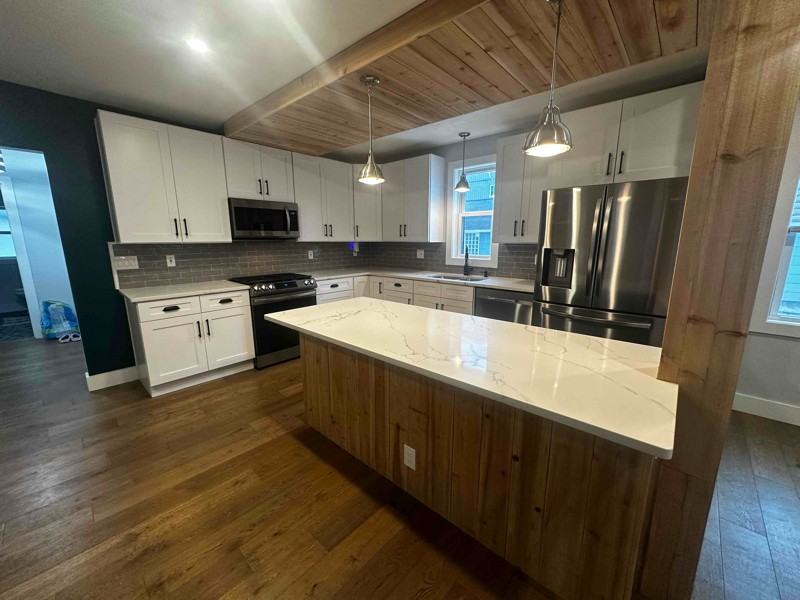 2465 Tremont Ave - Photo 7 of 18