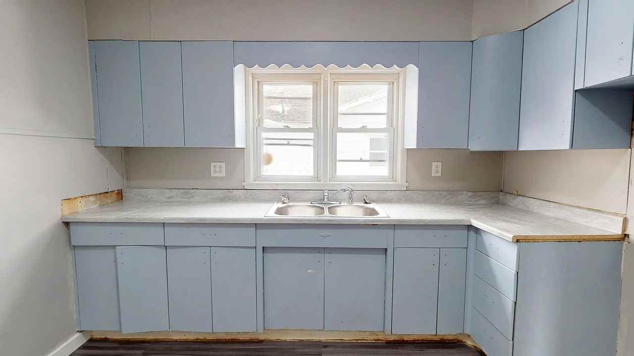 3730 S Nebraska St - Photo 3 of 17
