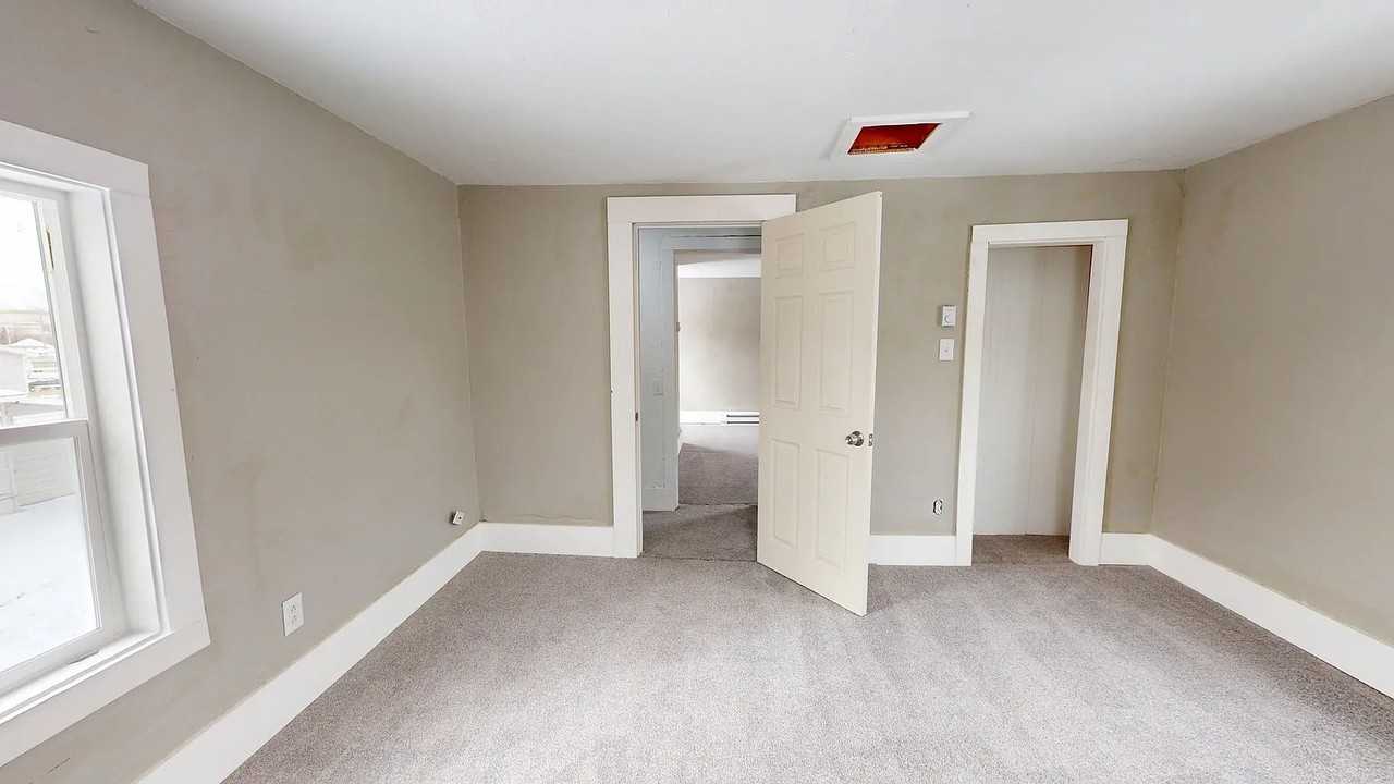 3730 S Nebraska St - Photo 5 of 17