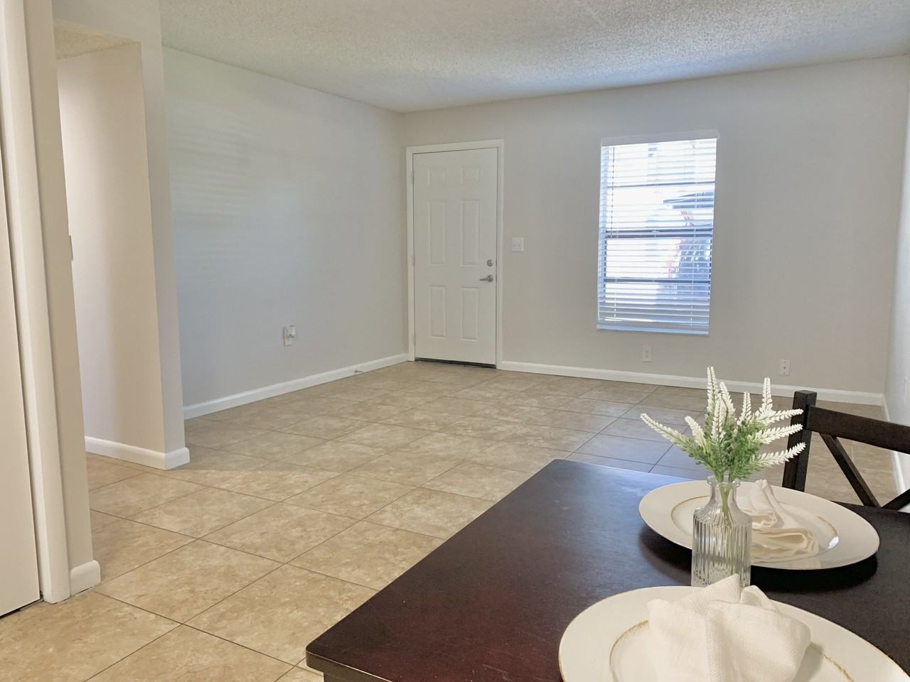 5107 S Clarice Ct - Photo 6 of 20