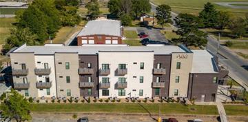 featured image of 726 E Emma Ave #208