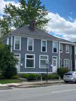 1122 Summit St - Photo 1 of 1