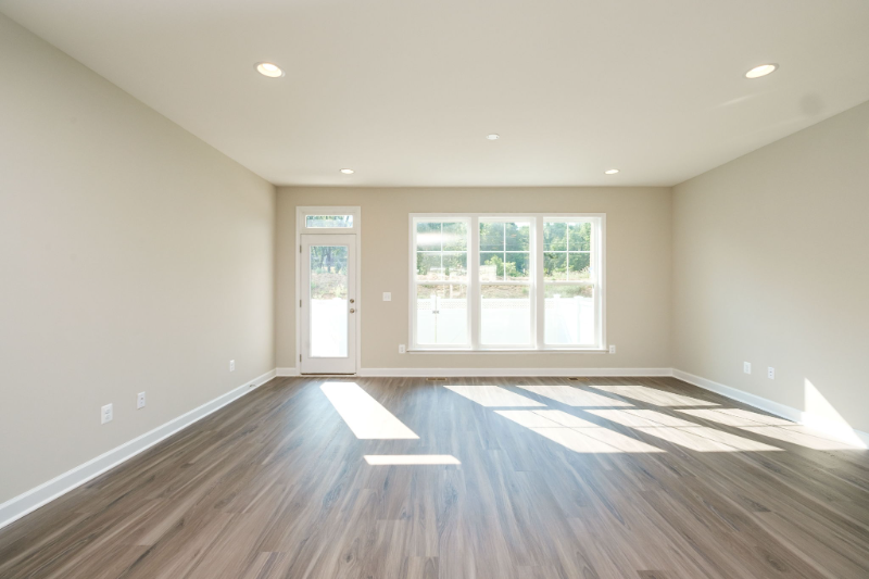 3487 Monterey Dr - Photo 4 of 19