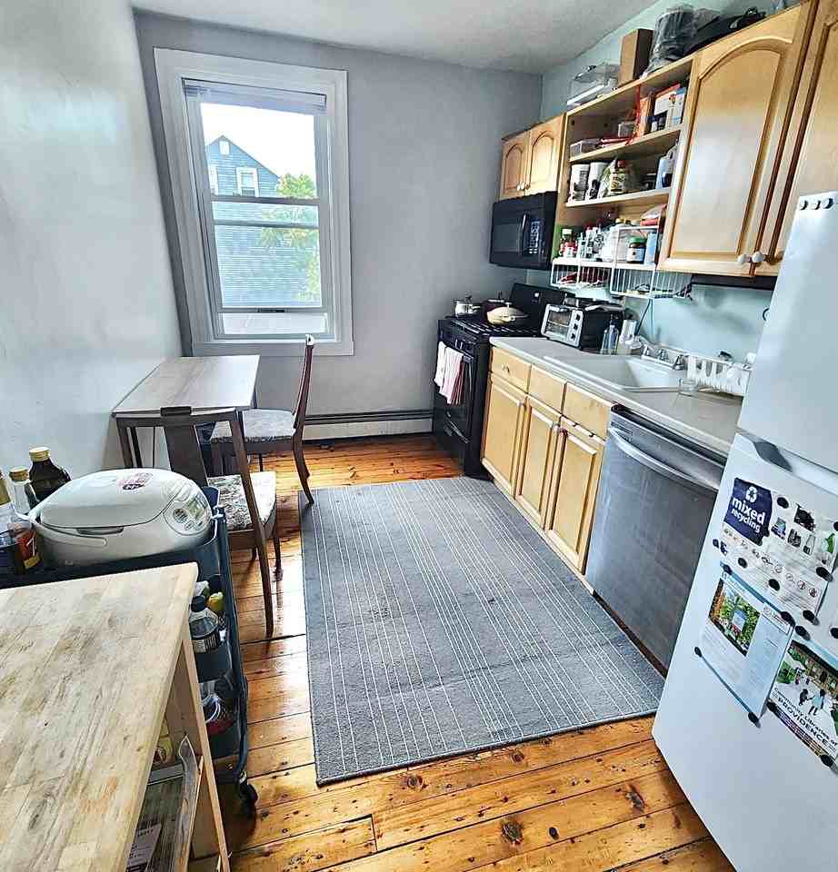 40 E Transit St #2 - Photo 4 of 7