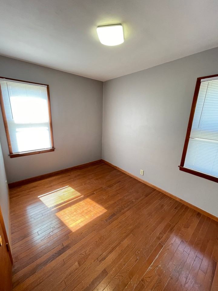 3521 2.N 99Th Street - Photo 4 of 10
