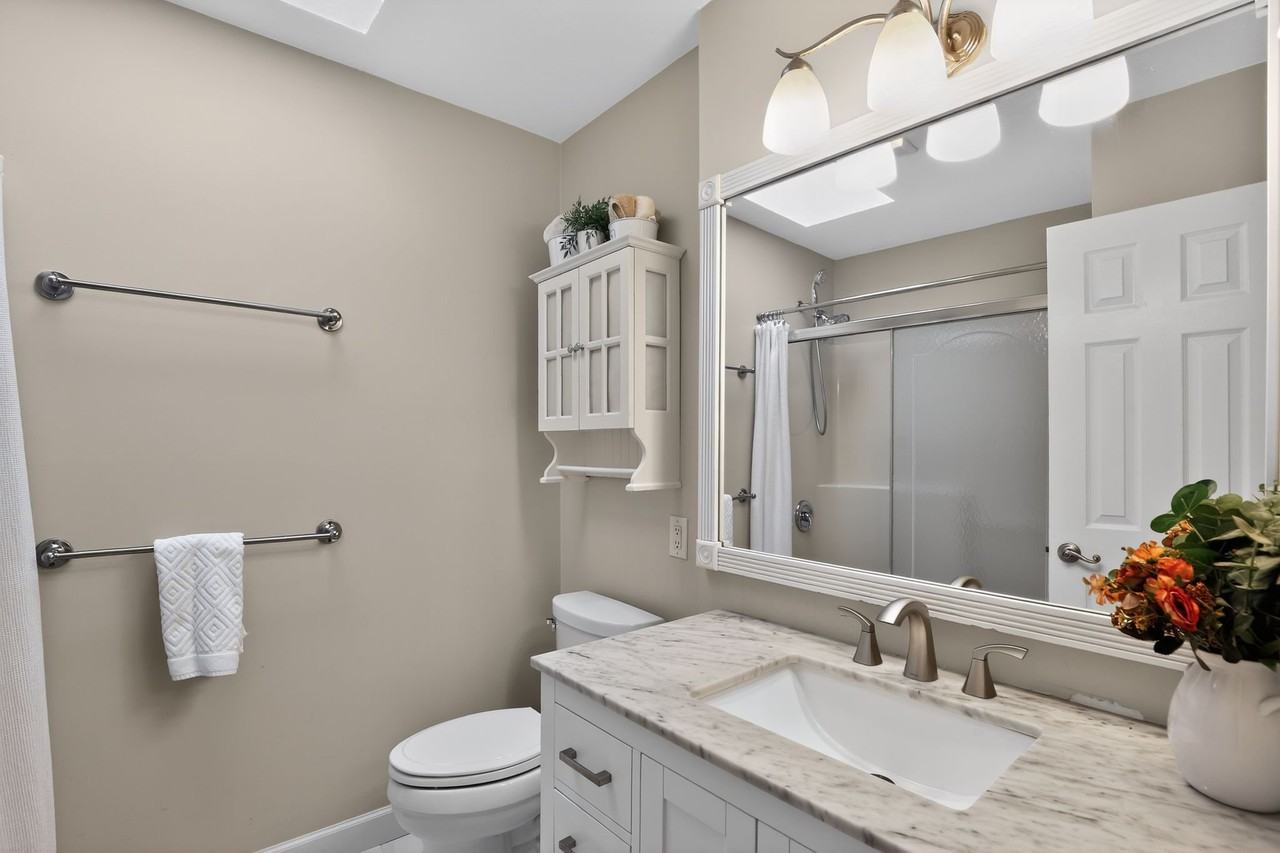6 Hunters Ridge Dr - Photo 2 of 20