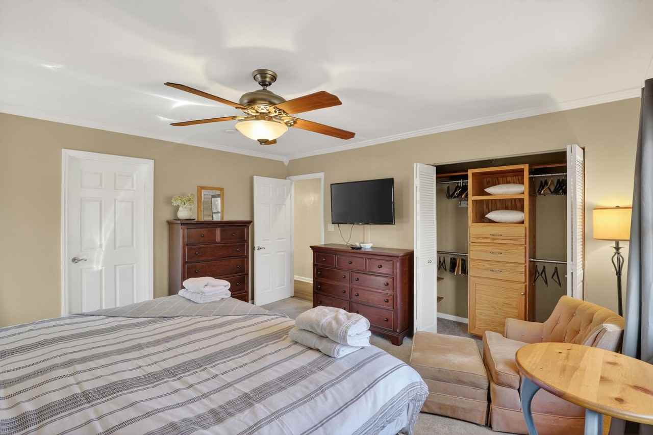 6 Hunters Ridge Dr - Photo 4 of 20