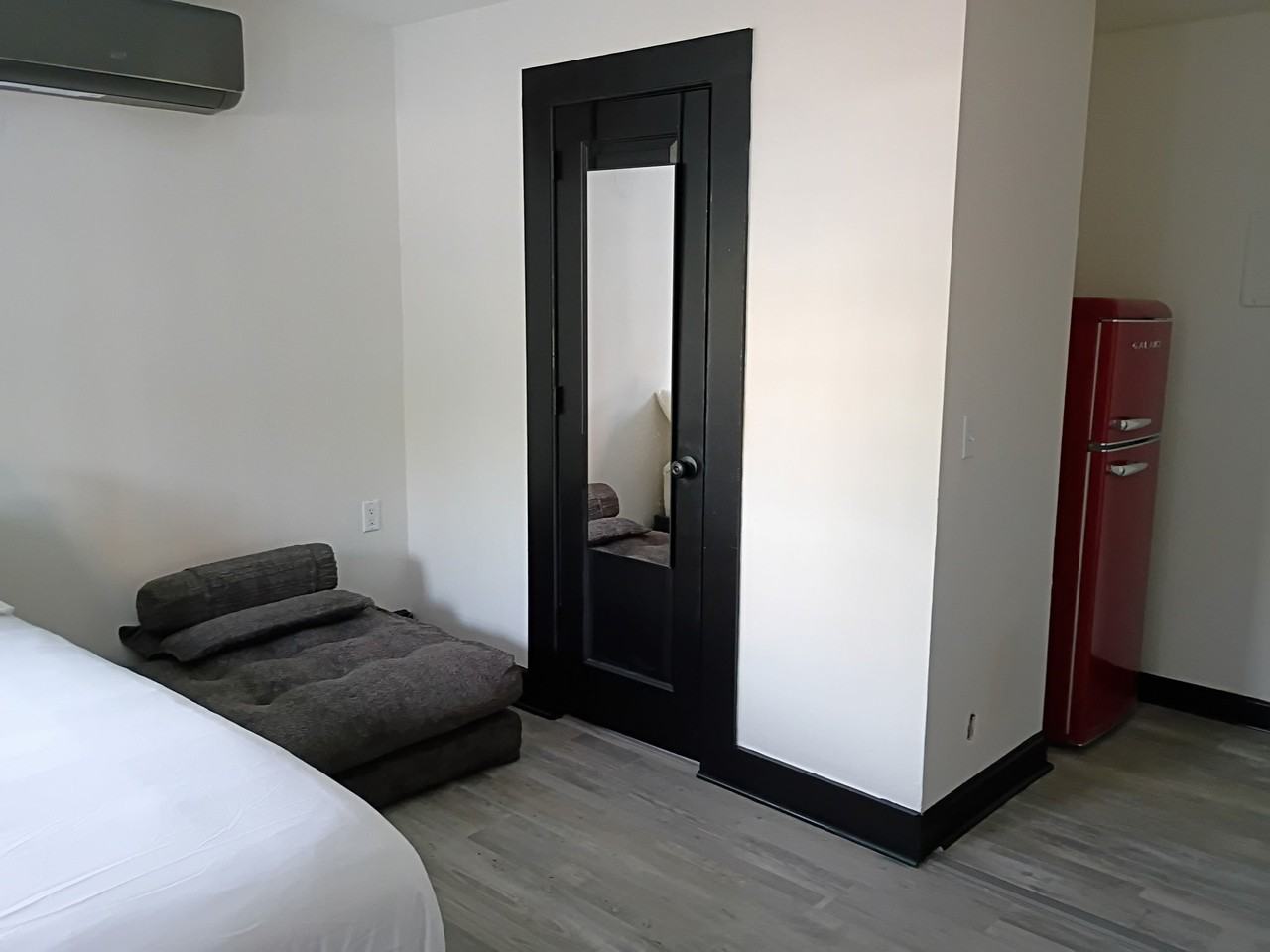 407 South Ave #101 - Photo 3 of 13