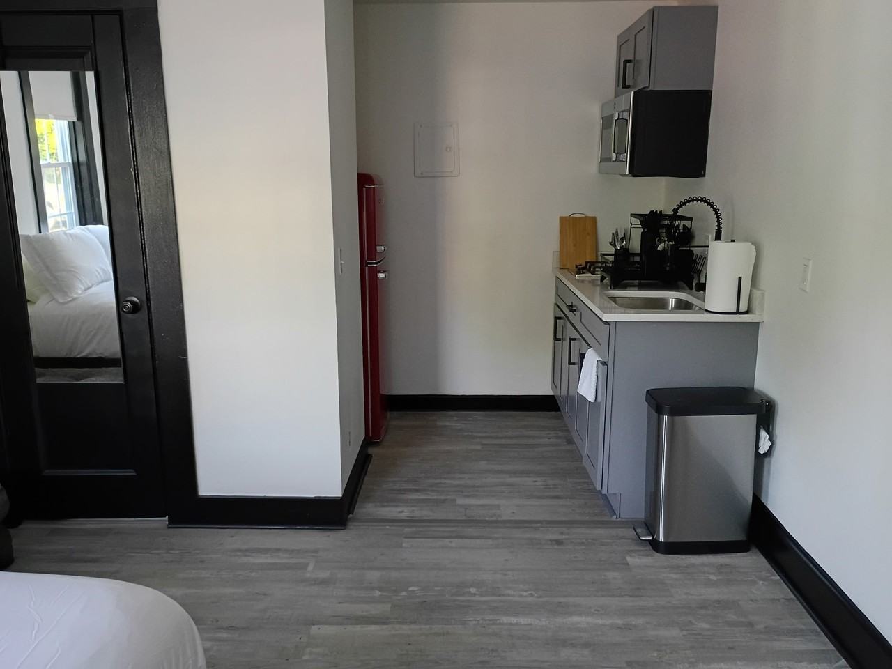 407 South Ave #101 - Photo 4 of 13