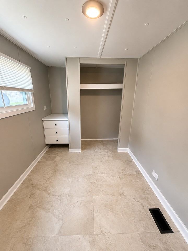1001 Elm St #G - Photo 4 of 5