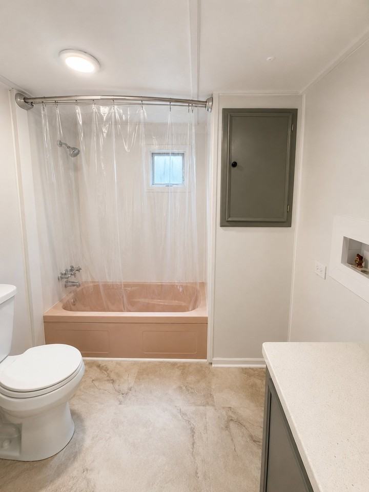 1001 Elm St #G - Photo 5 of 5