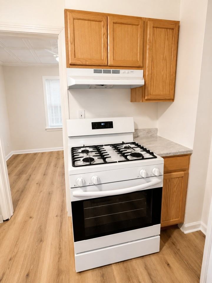 6703 Walrond Ave - Photo 6 of 15