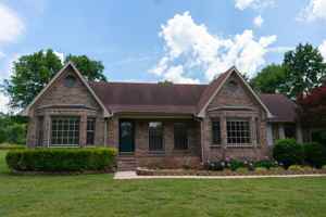 featured image of 140 Thomas Dr