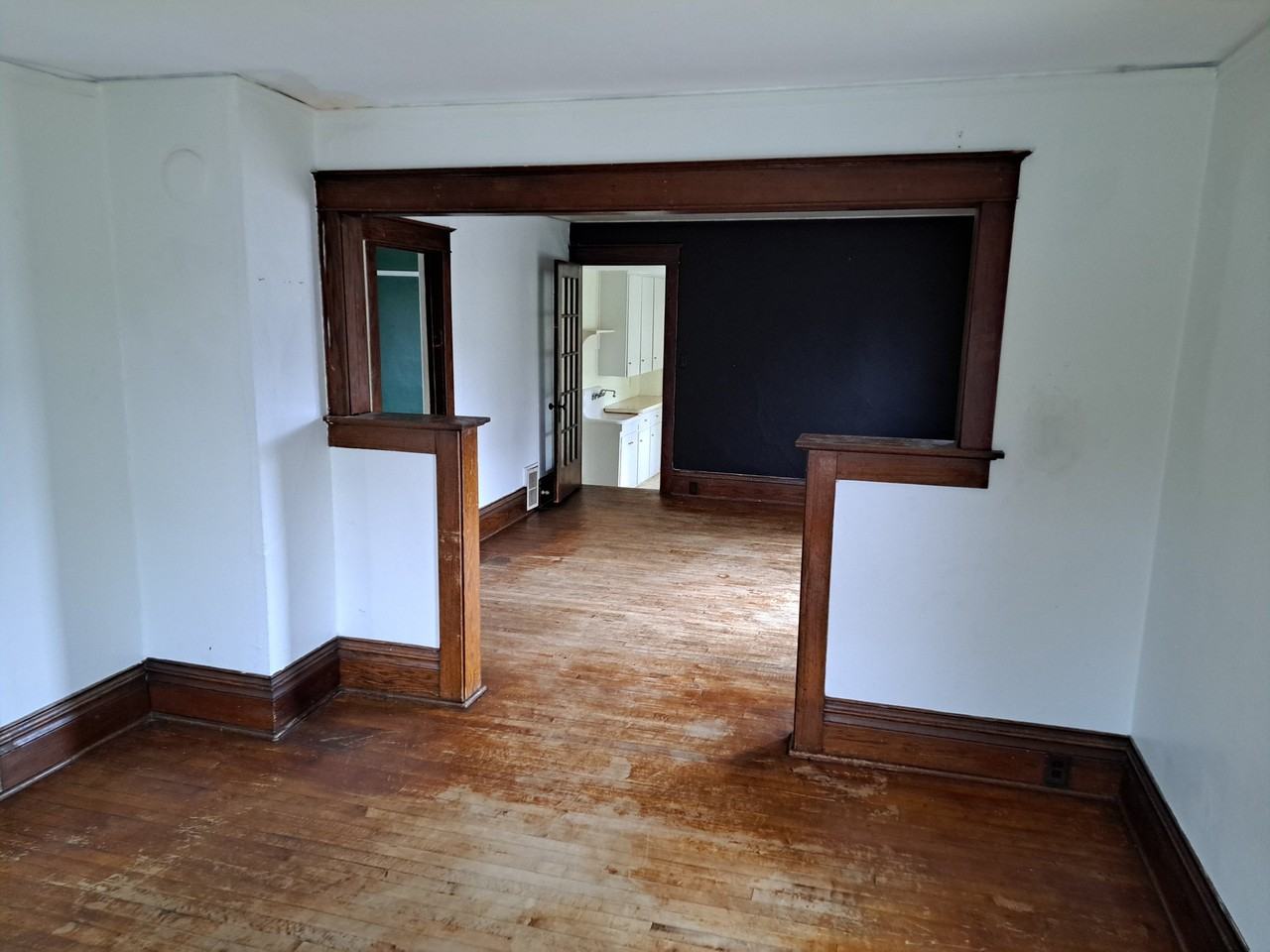 420 Waugoo Ave #A - Photo 2 of 14