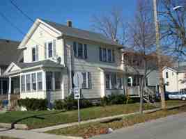 featured image of 420 Waugoo Ave