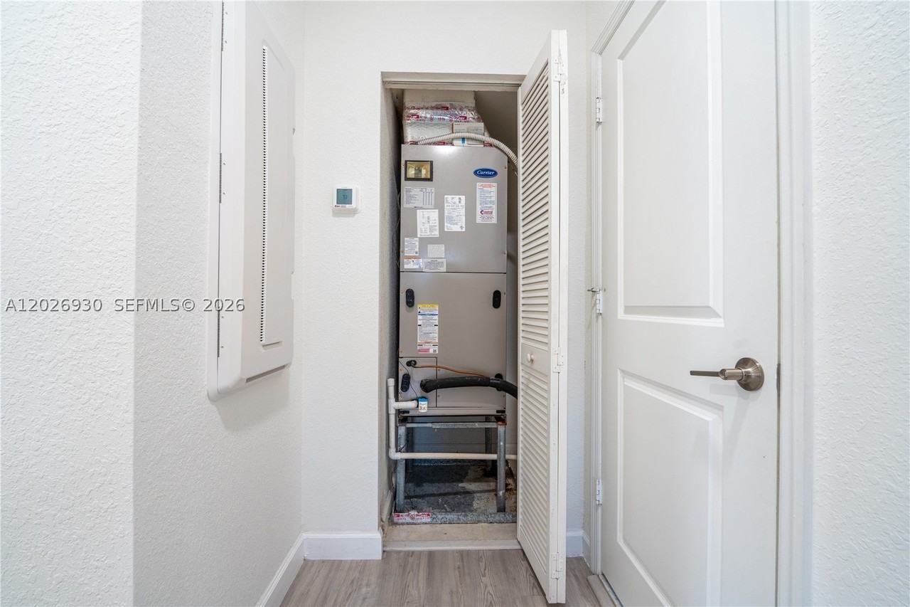2588 Se 2nd St - Photo 7 of 28