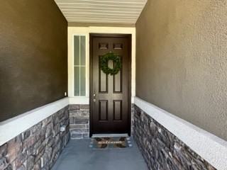 881 Berkeley Dr - Photo 2 of 38