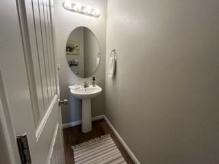881 Berkeley Dr - Photo 4 of 38