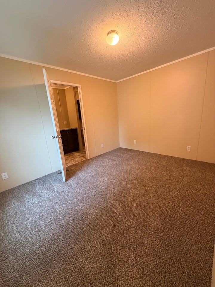 128 Hosner Dr #128 - Photo 3 of 8