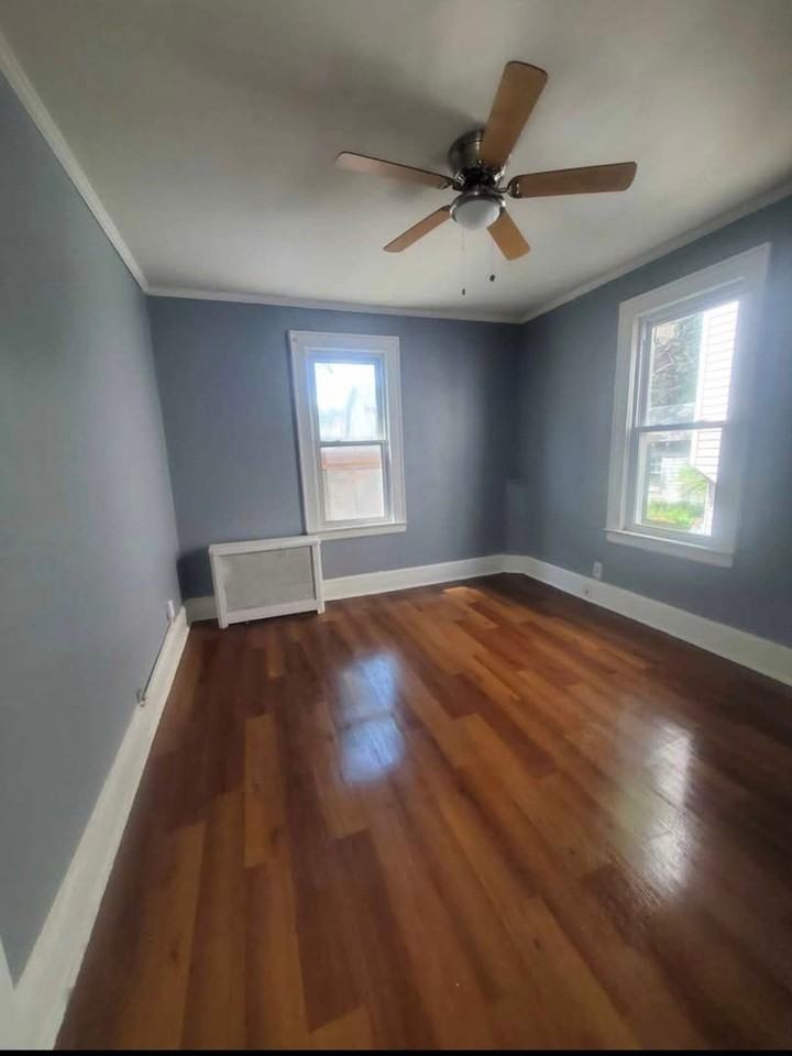 71 Laventhal Ave - Photo 2 of 4