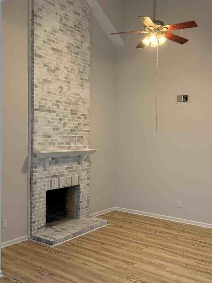 9453 Kings Falls Dr - Photo 2 of 18