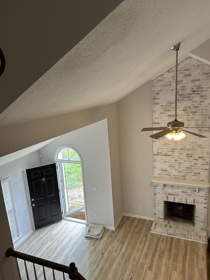 9453 Kings Falls Dr - Photo 3 of 18