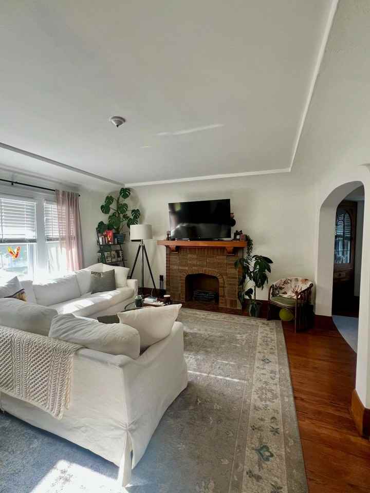 2335 N 59th St - Photo 3 of 20
