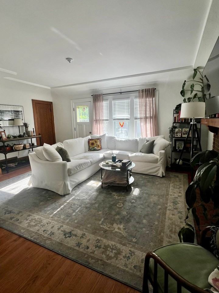 2335 N 59th St - Photo 4 of 20