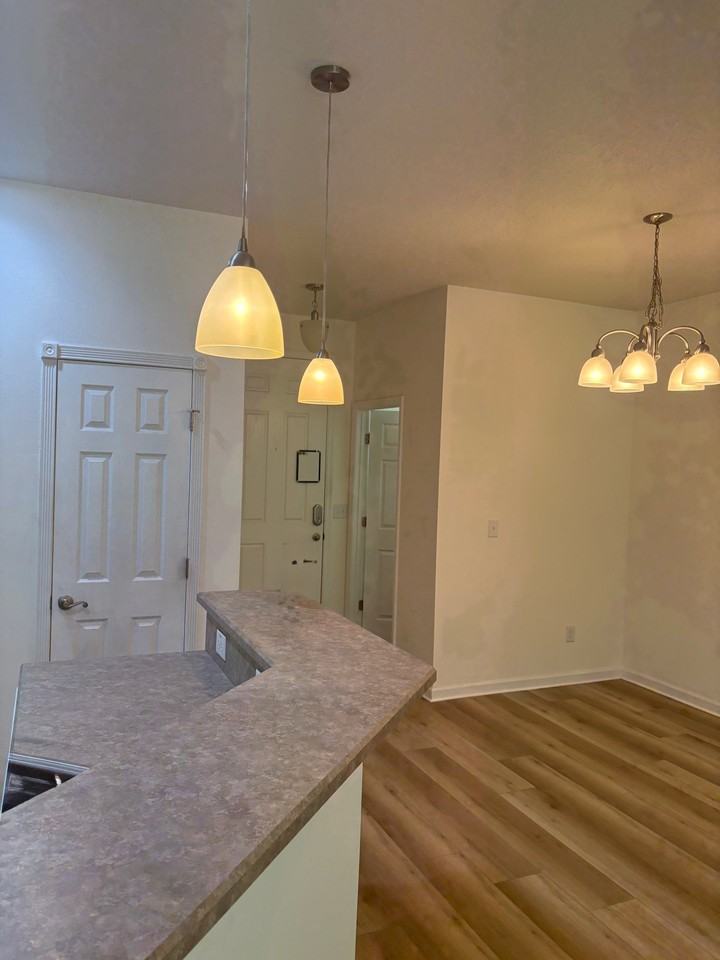 654 Mount Olympus Blvd - Photo 3 of 10