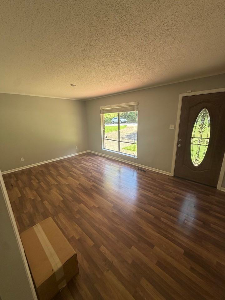 11480 Bainbridge Dr - Photo 7 of 14