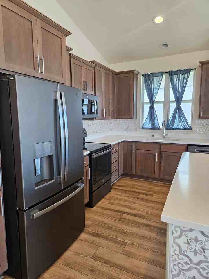 72 Kupaloke St - Photo 6 of 23
