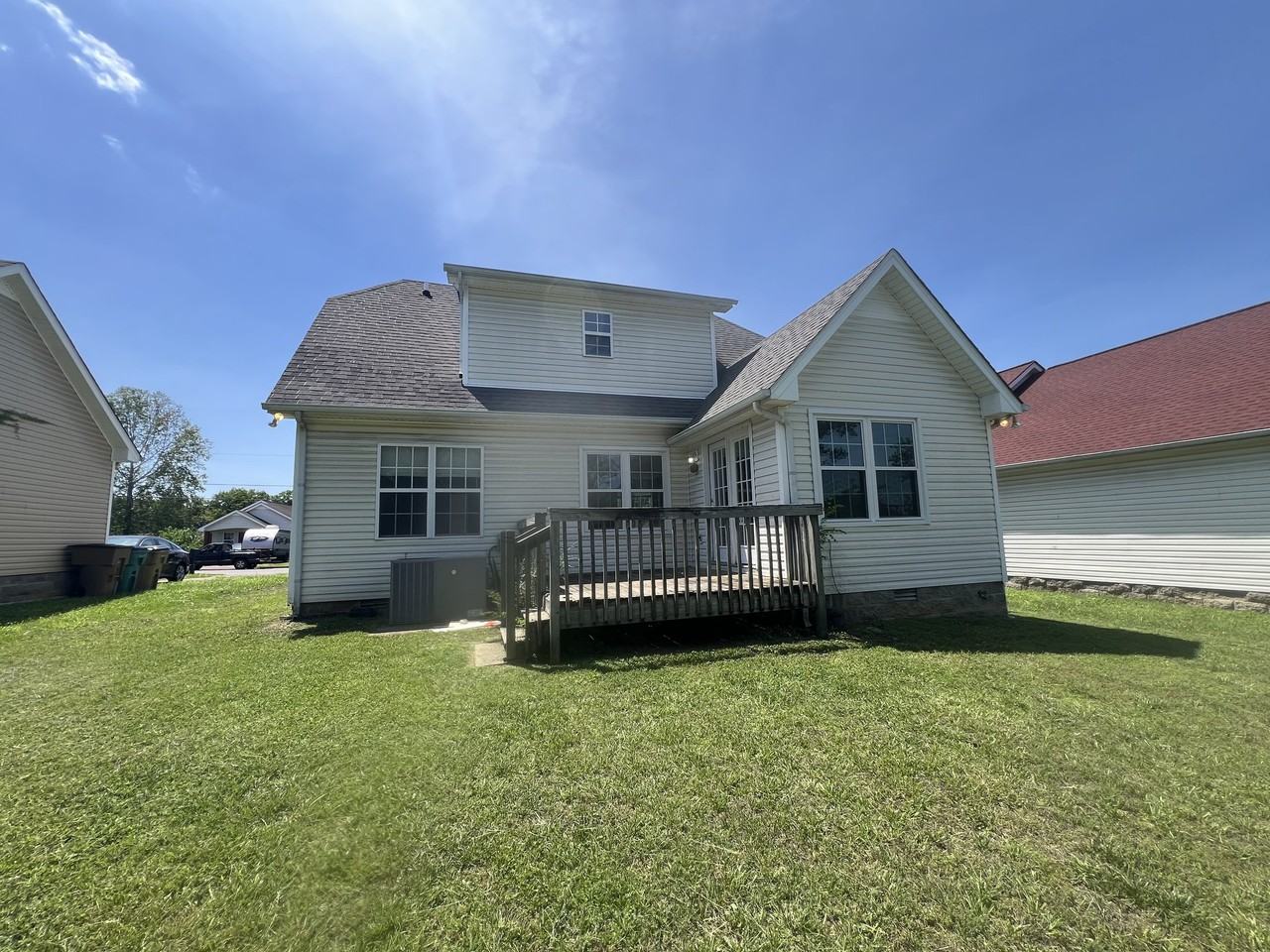 2812 Hydes Ferry Rd - Photo 3 of 20