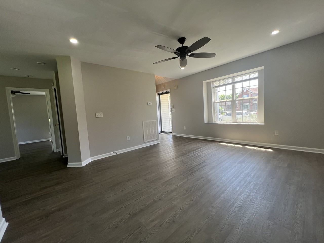 2812 Hydes Ferry Rd - Photo 6 of 20