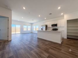 featured image of 3323 N Contessa Ave