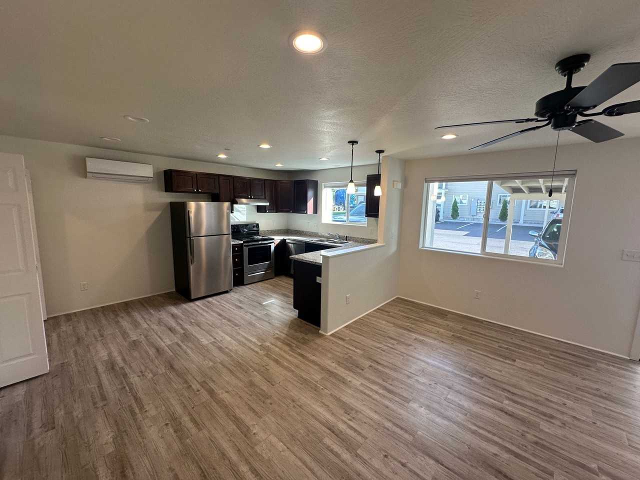 210 Cheryl Ln #21 - Photo 2 of 11