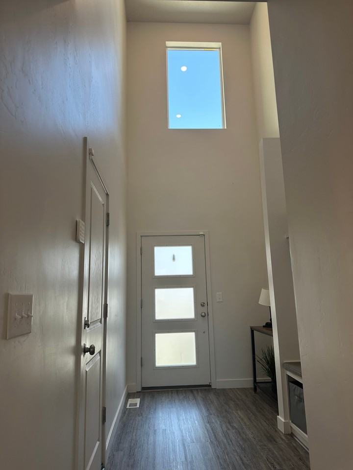 2133 N Chianti St - Photo 6 of 19