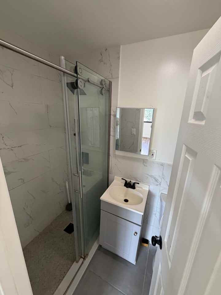 37 Richard Ln #3 - Photo 3 of 6
