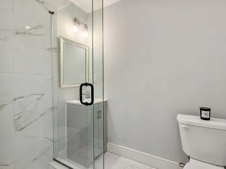 169 W 9th St - Photo 5 of 16