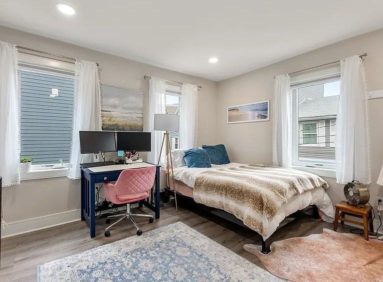 169 W 9th St - Photo 6 of 16