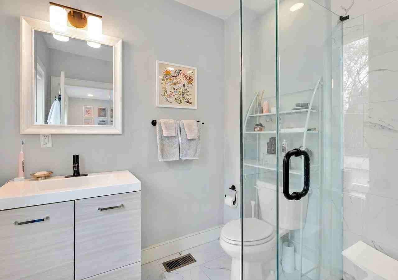 169 W 9th St - Photo 7 of 16