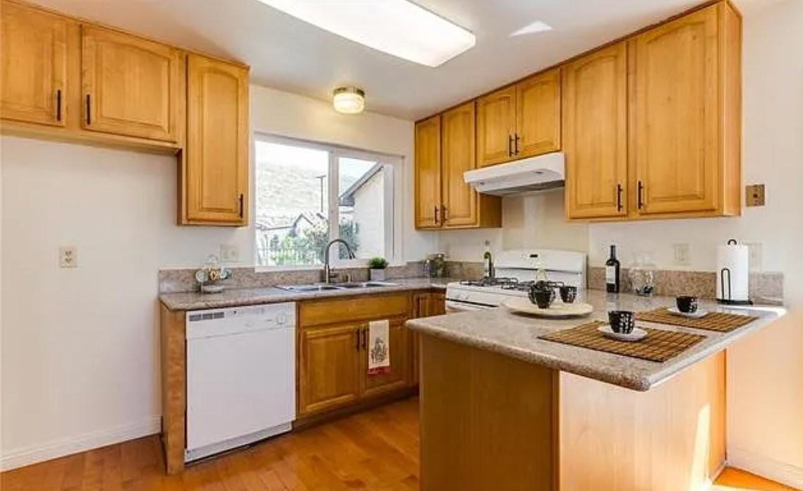 891 W Ashiya Rd #1 - Photo 6 of 12