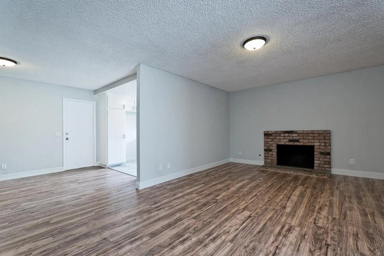 4211 Justin Way - Photo 2 of 12