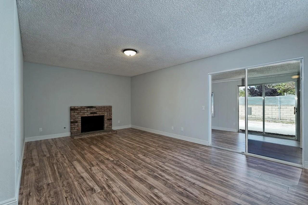 4211 Justin Way - Photo 3 of 12