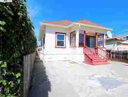 featured image of 3469 39th Ave