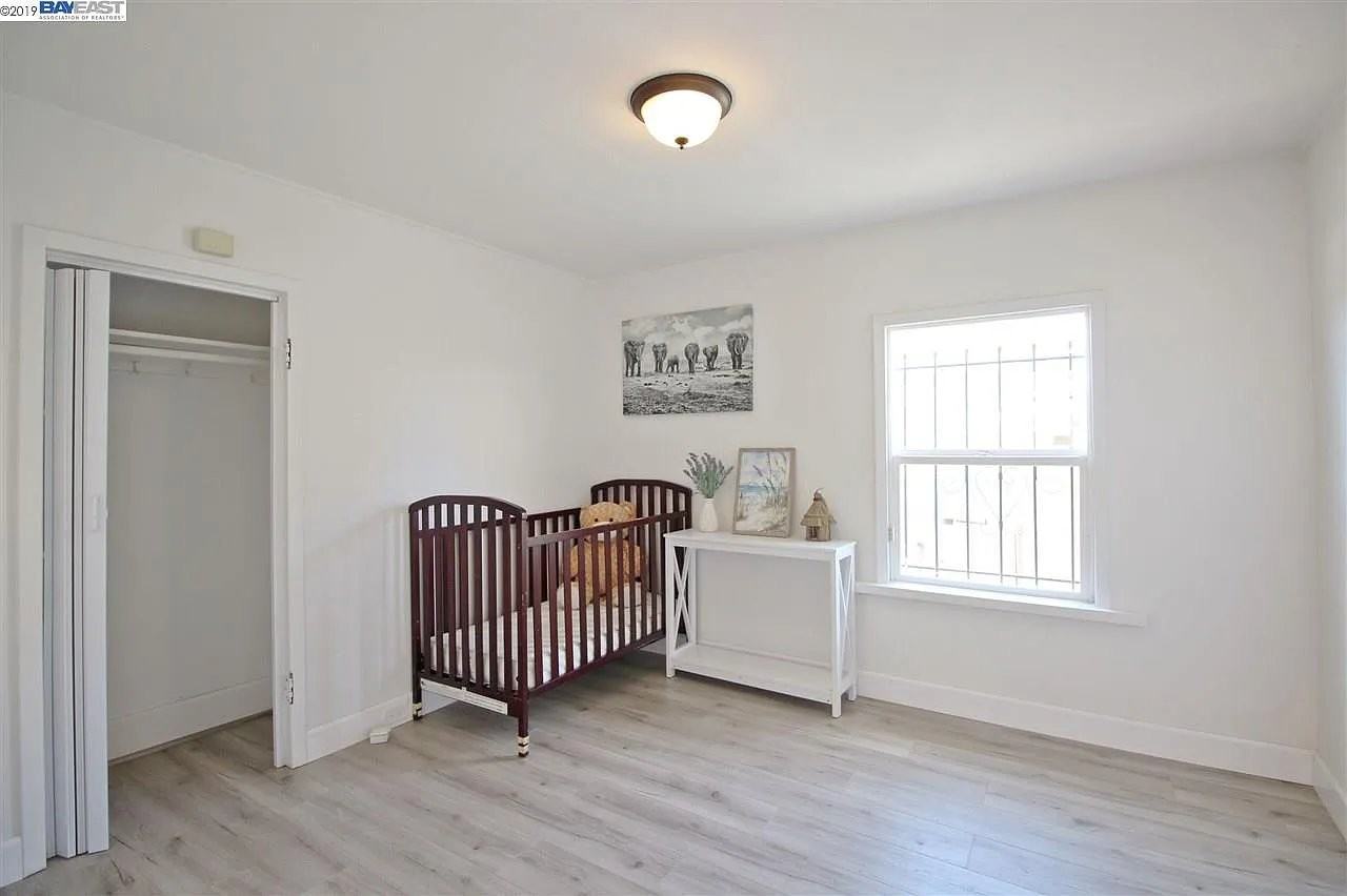 3469 39th Ave - Photo 6 of 8