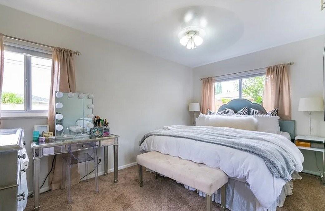 2219 Albury Ave - Photo 5 of 8